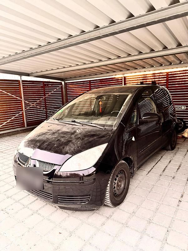 Gebraucht Mitsubishi Colt Motion 75 PS (55 kW) 2007 Schwarz Limousine