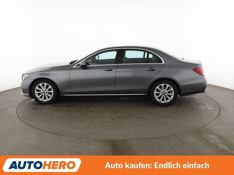 Gebraucht Mercedes E200 Avantgarde 150 PS (110 kW) 2018 Grau Limousine