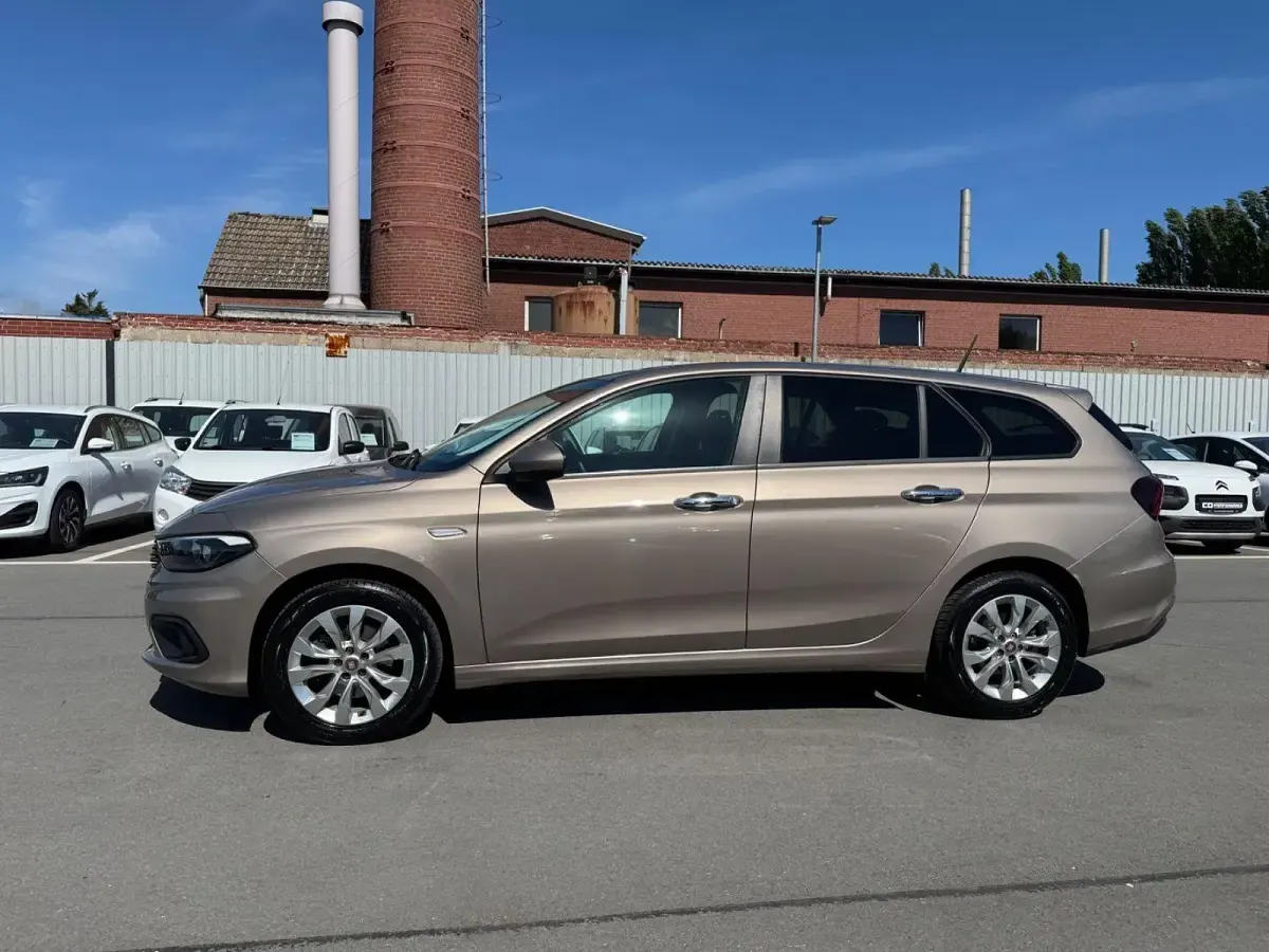 Gebraucht Fiat Tipo Lounge 120 PS (88 kW) 2021 Grau Kombi