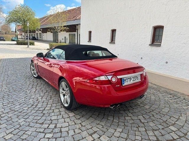 Gebraucht Jaguar XKR 416 PS (305 kW) 2007 Rot Cabrio