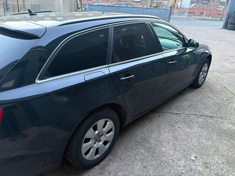 Gebraucht Audi A6 204 PS (150 kW) 2013 Schwarz Kombi