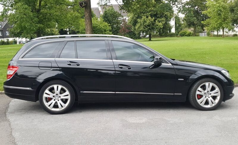 Gebraucht Mercedes C250 Avantgarde 204 PS (150 kW) 2009 Schwarz Kombi
