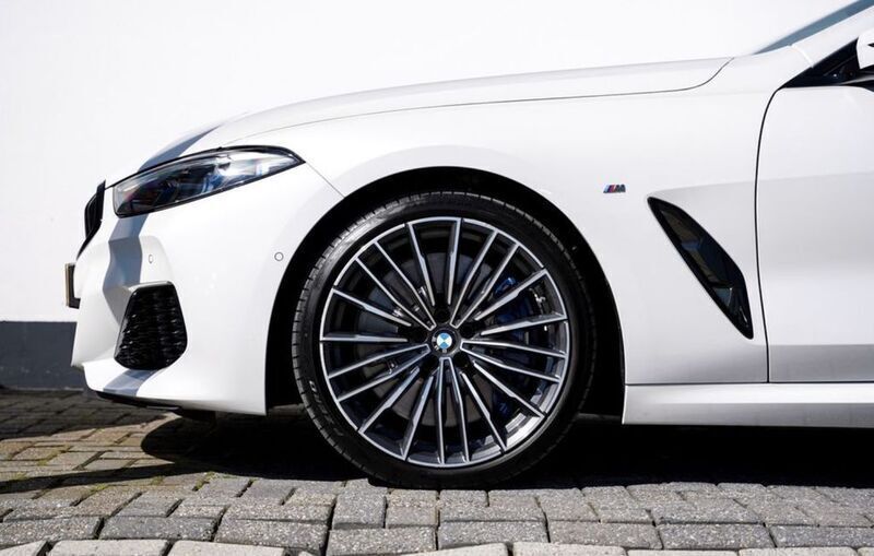 Weiß Gebraucht 2019 BMW M850 Performance Coupé | 79.000 € - Bild 1/4
