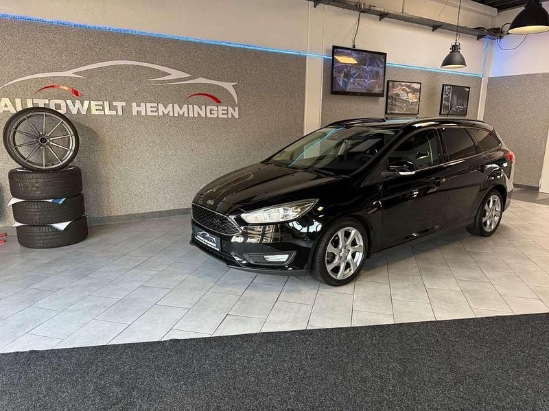 Iridiumschwarz metallic Gebraucht 2017 Ford Focus Business Edition Kombi | 9.999 € (Fairer Preis) - Bild 1/4