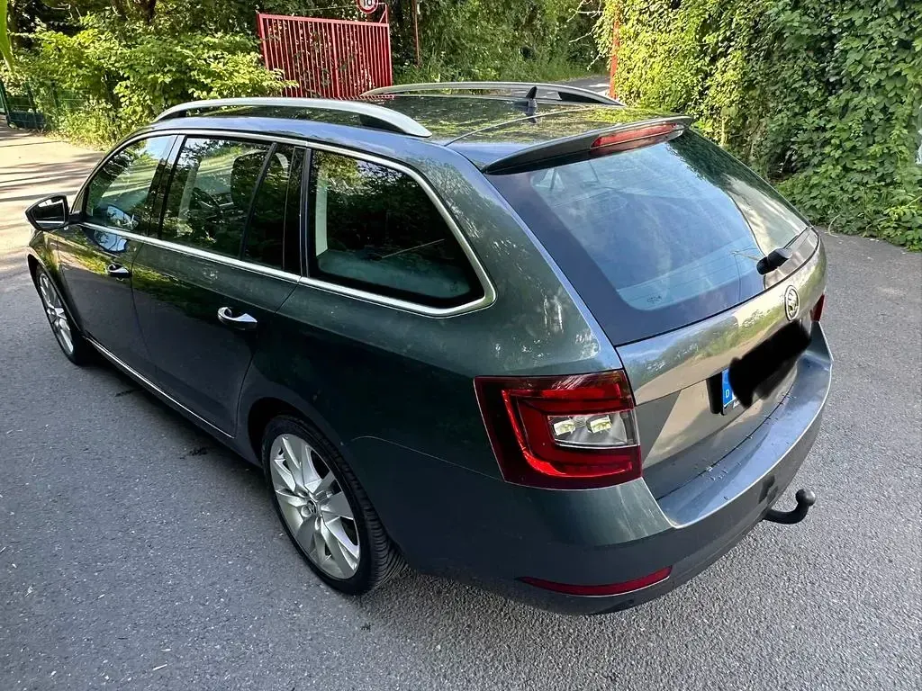 Gebraucht Skoda Octavia Style 150 PS (110 kW) 2019 Grau Kombi