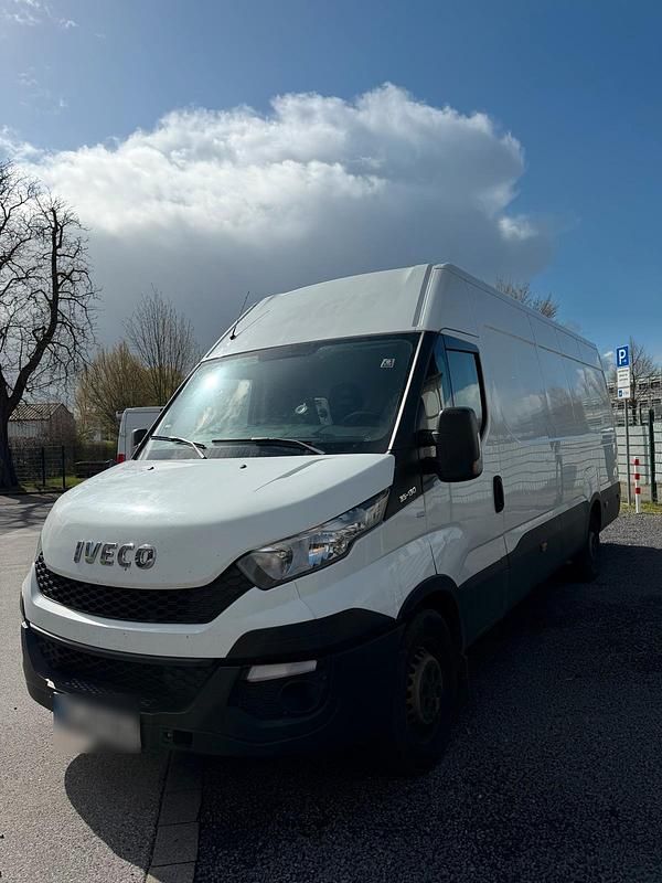 Gebraucht Iveco Daily 129 PS (94 kW) 2015 Weiß