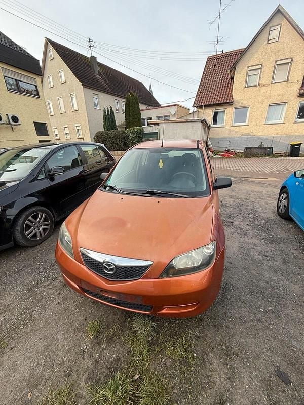 Orange Gebraucht 2005 Mazda 2 Kleinwagen | 700 € (Guter Preis) - Bild 1/4