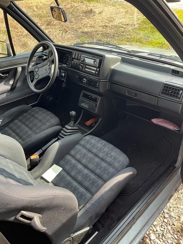 Gebraucht VW Golf 55 PS (40 kW) 1987 Grau Coupé