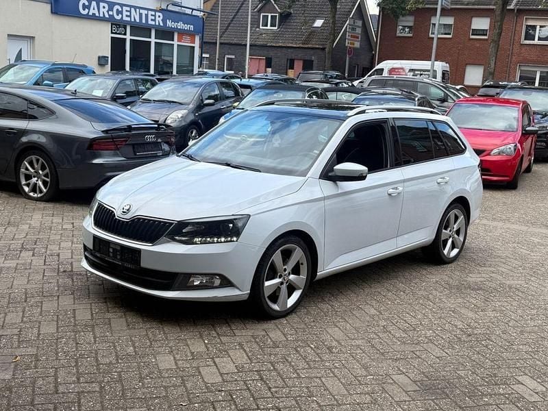 Weiß Gebraucht 2016 Skoda Fabia Style Kombi | 4.999 € (Guter Preis) - Bild 1/4