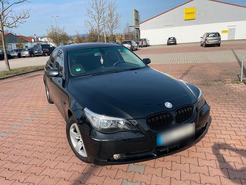Gebraucht BMW 520 163 PS (119 kW) 2006 Schwarz Limousine