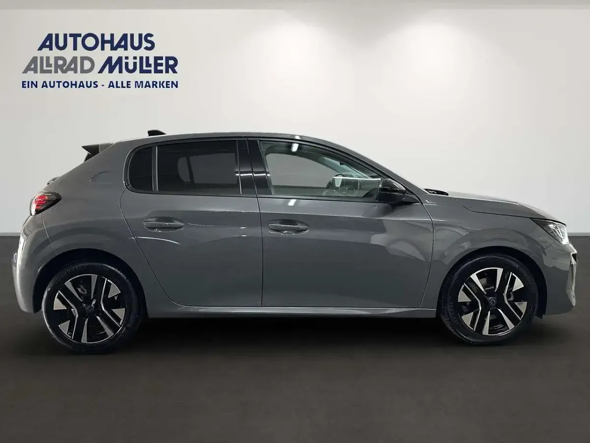 Gebraucht Peugeot 208 Allure 101 PS (74 kW) 2025 Grau Kleinwagen
