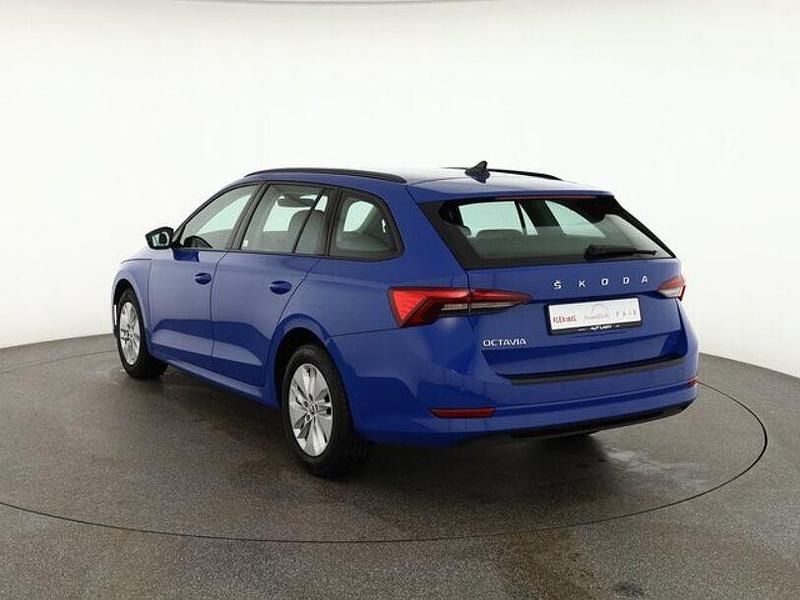Gebraucht Skoda Octavia 116 PS (85 kW) 2023 Blau Kombi