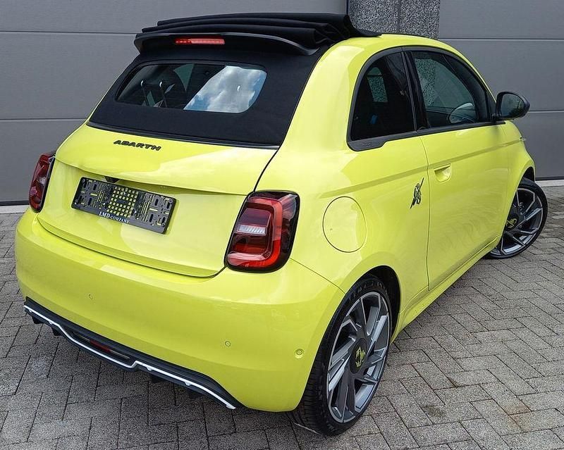 Gebraucht Abarth 500C Scorpionissima 114 kW (155 PS) 2024 Grün Cabrio