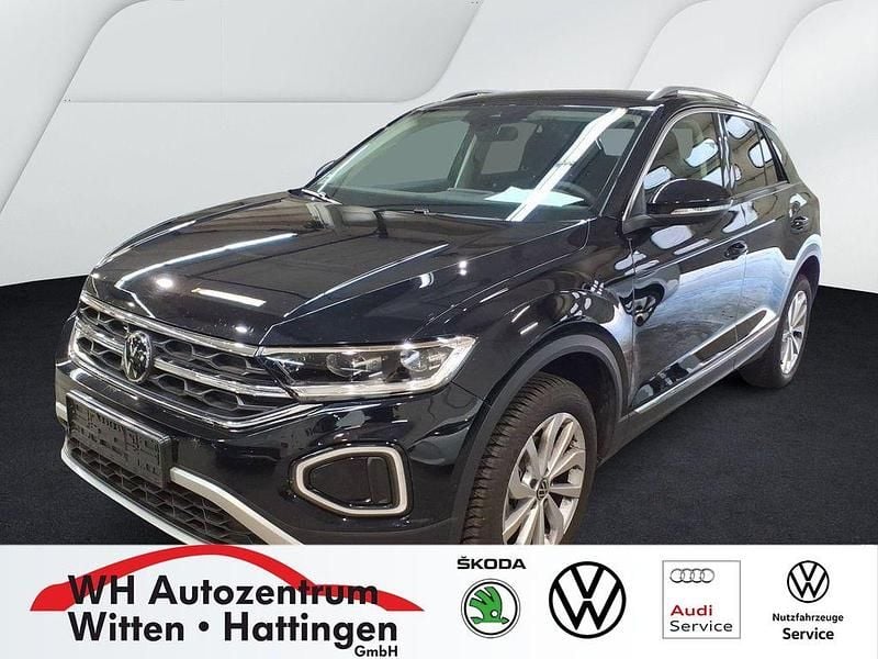 Deep black perleffekt Gebraucht 2025 VW T-Roc Style SUV | 29.866 € (Superpreis) - Bild 1/2