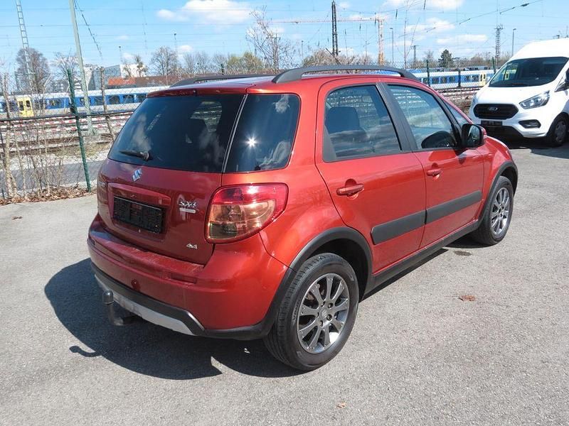 Gebraucht Suzuki SX4 120 PS (88 kW) 2012 Orange SUV