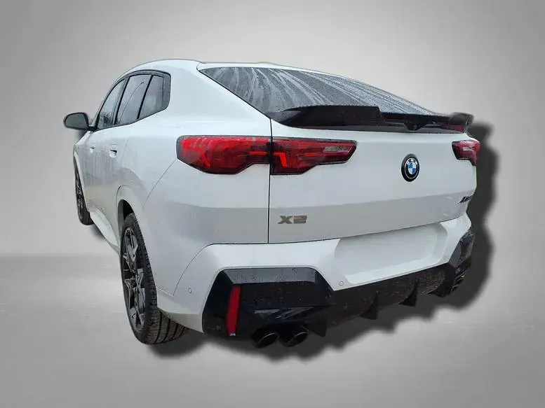 Gebraucht BMW X2 M Sport 300 PS (220 kW) 2026 Alpinweiß uni SUV