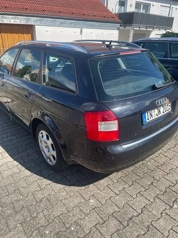 Gebraucht Audi A4 Sport 163 PS (119 kW) 2004 Schwarz Kombi