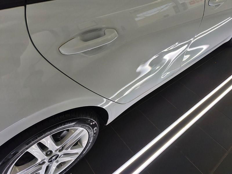 Gebraucht Kia Ceed Vision 120 PS (88 kW) 2019 Weiß Kleinwagen