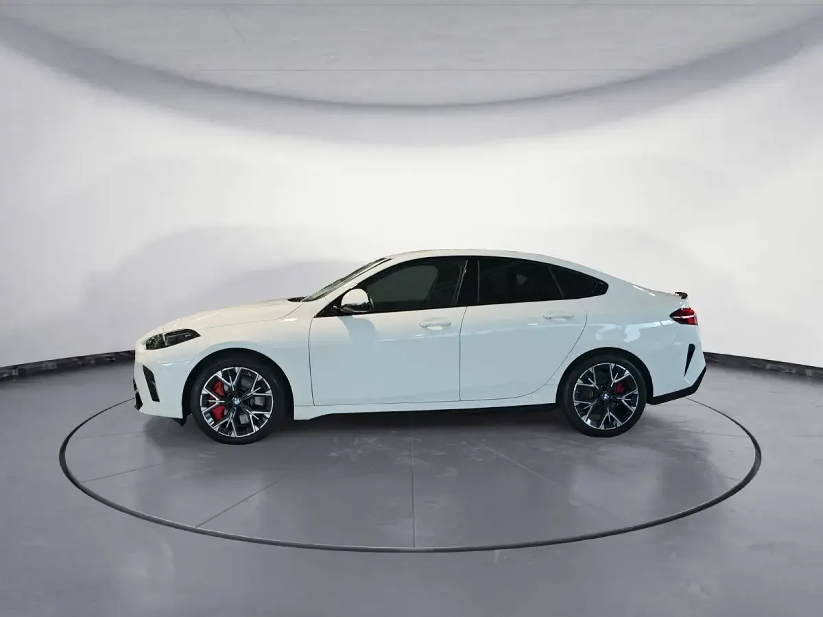 Gebraucht BMW 223 M Sport 218 PS (160 kW) 2025 Limousine