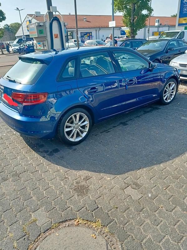 Usata Audi A3 150 CV (110 kW) 2015 Blu Station wagon
