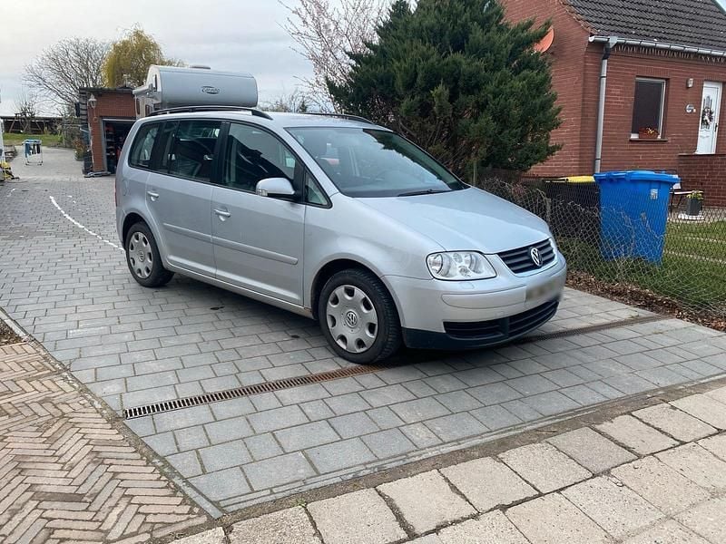 Gebraucht VW Touran 105 PS (77 kW) 2006 Silber Van / Kleinbus