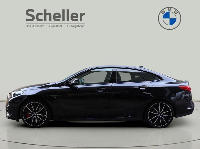 Second-hand BMW 220 Performance 178 CP (130 kW) 2024 Negru Coupe