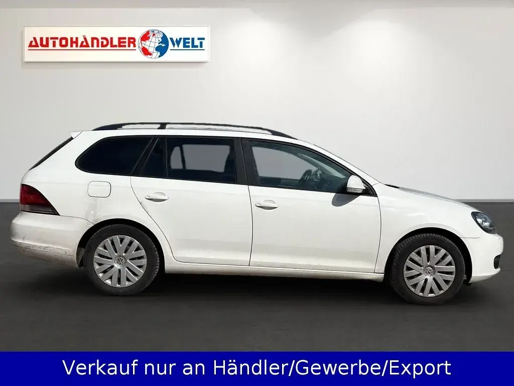 Second-hand VW Golf VII 105 CP (77 kW) 2013 Alb Break