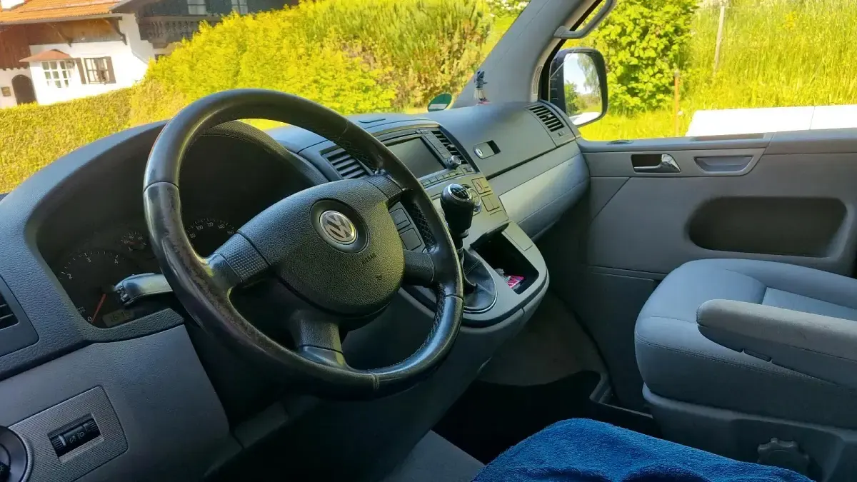 Gebraucht VW Multivan 131 PS (96 kW) 2008 Schwarz Van / Kleinbus