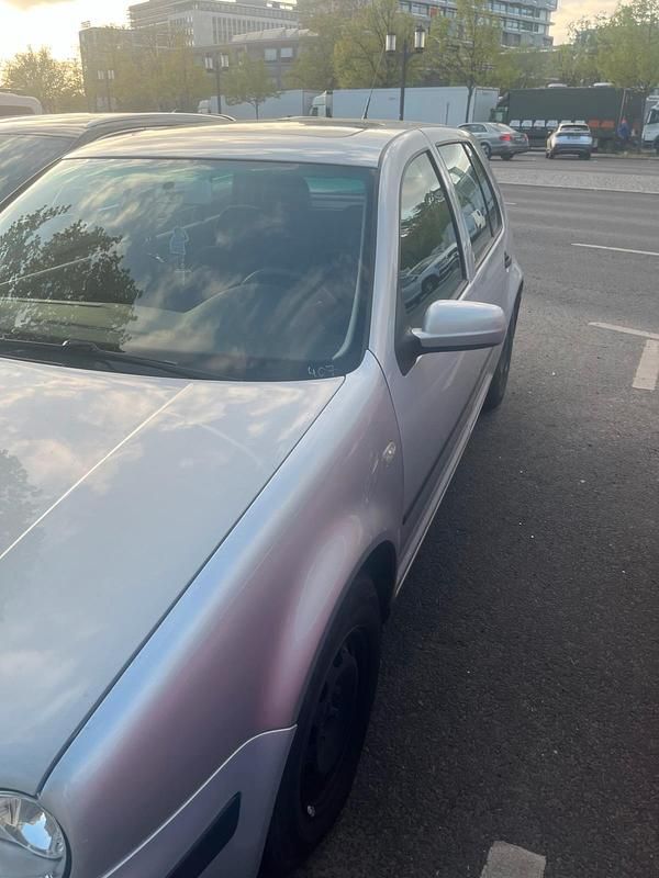 Gebraucht VW Golf IV 105 PS (77 kW) 2000 Silber Limousine