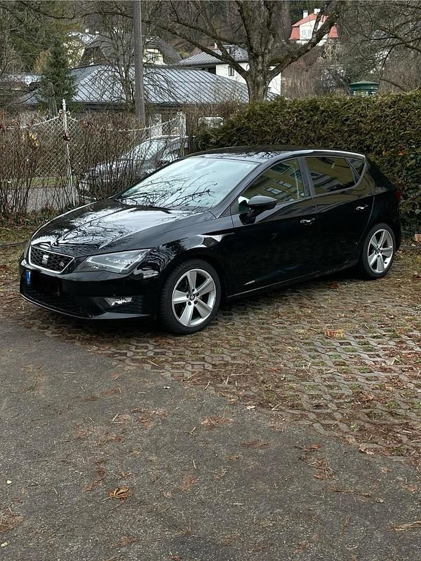 Usata Seat Leon FR 184 CV (135 kW) 2016 Nero Utilitaria