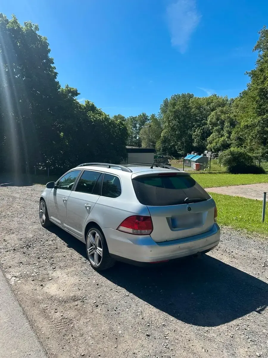 Gebraucht VW Golf V 140 PS (102 kW) 2007 Silber Kombi