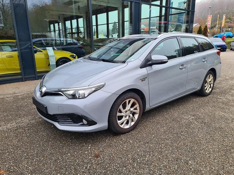 Cement grey Gebraucht 2018 Toyota Auris Touring Sports Kombi | 10.990 € (Fairer Preis) - Bild 1/4