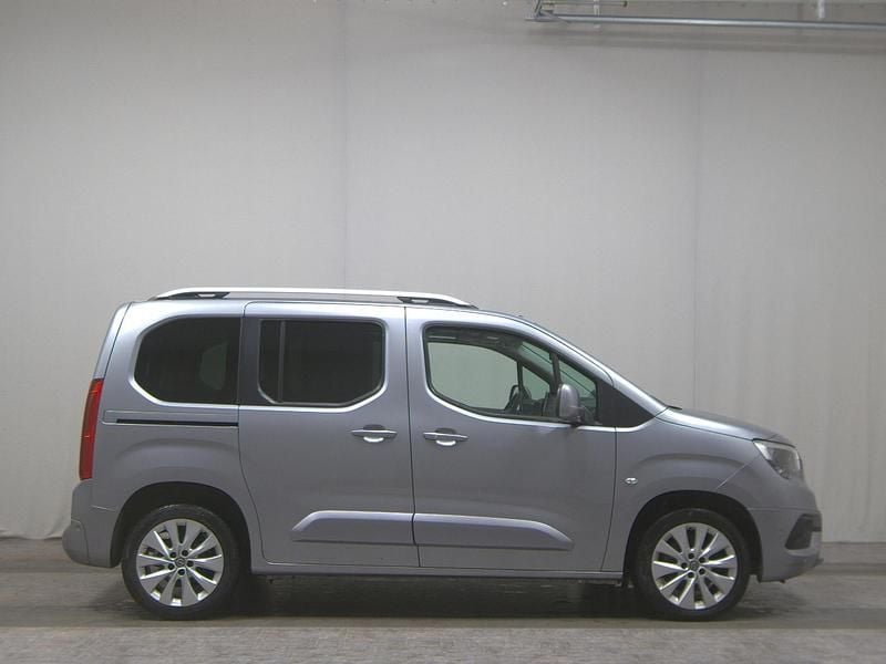 Gebraucht Opel Combo Life Innovation 131 PS (96 kW) 2018 Grau Van / Kleinbus