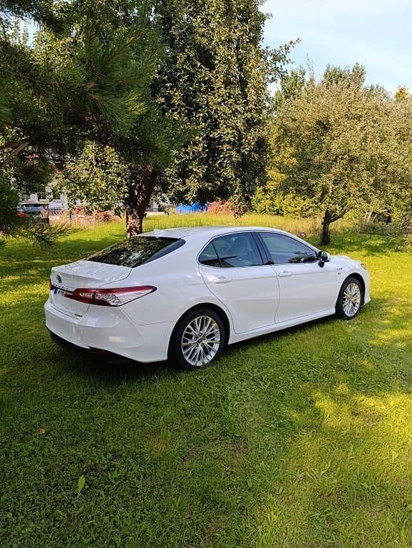Weiß Gebraucht 2020 Toyota Camry Executive Limousine | 26.000 € (Fairer Preis) - Bild 1/4