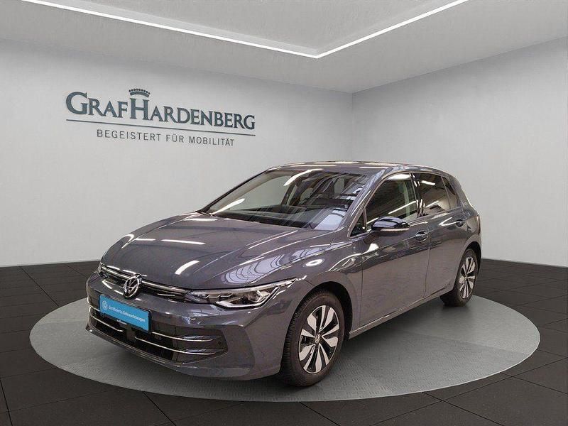 Grau Gebraucht 2025 VW Golf VIII Goal Limousine | 30.930 € (Guter Preis) - Bild 1/4