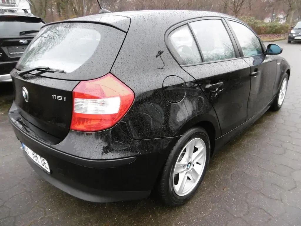 Używany BMW 116 Advantage 116 KM (85 kW) 2004 Czarny Hatchback