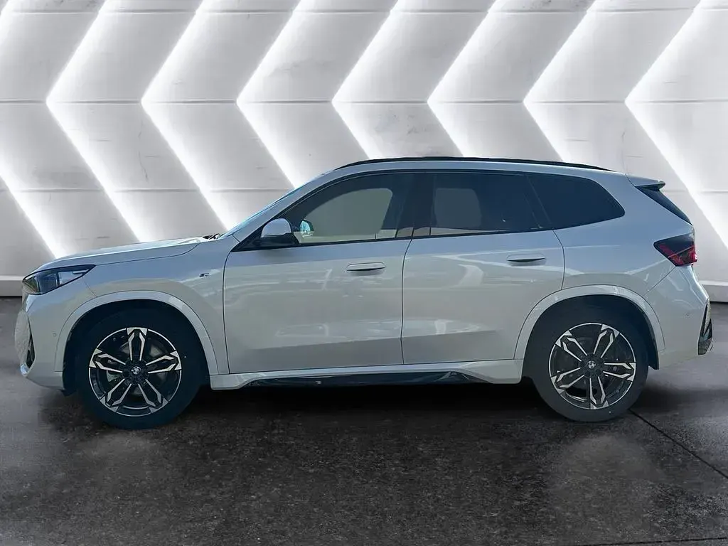 Gebraucht BMW X1 M Sport 156 PS (114 kW) 2025 Weiß SUV