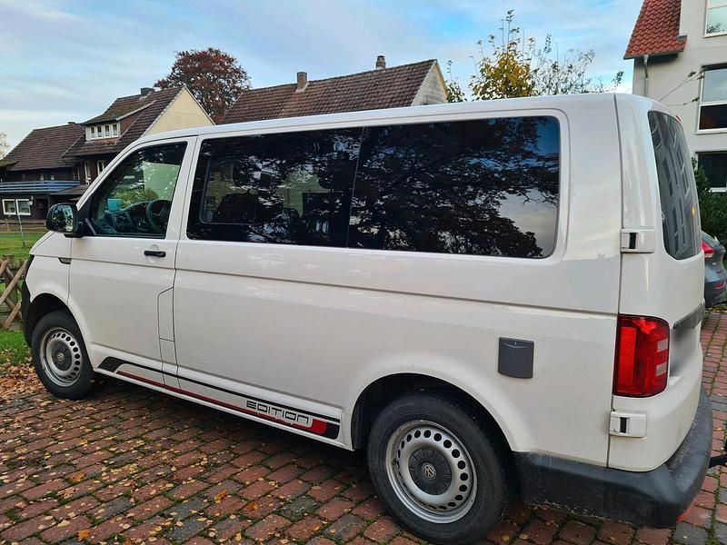 Gebraucht VW Transporter 102 PS (75 kW) 2019 Weiß Van