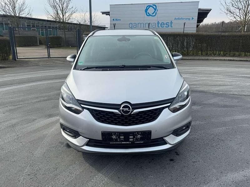 Gebraucht Opel Zafira Active 140 PS (102 kW) 2017 Argon silber/ice silver (m2) Van / Kleinbus