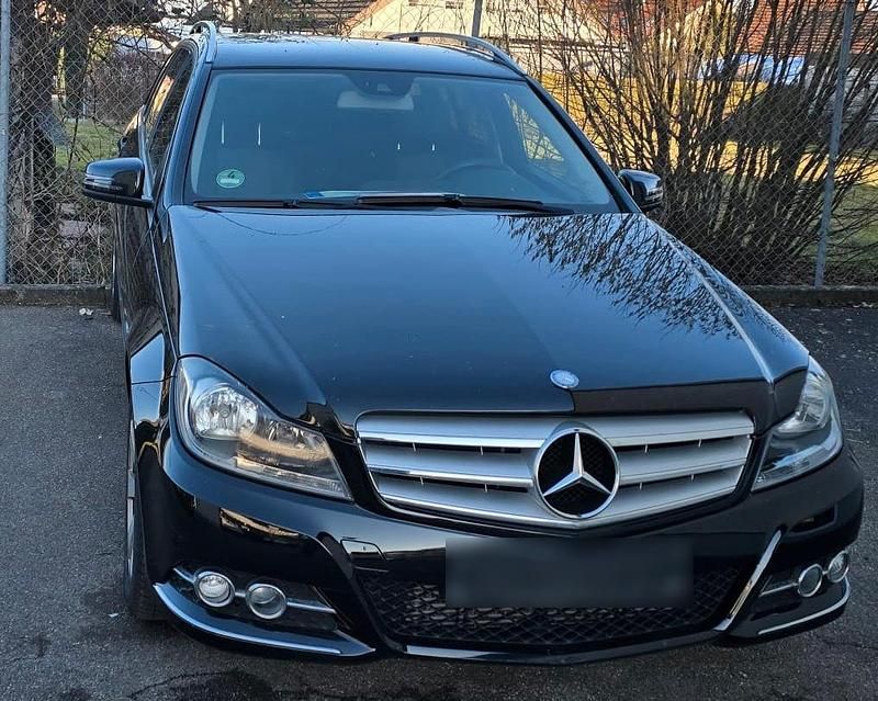 Gebraucht Mercedes C200 136 PS (100 kW) 2012 Schwarz Kombi