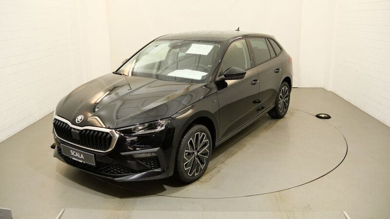 Neu Skoda Scala Selection 116 PS (85 kW) 2025 Schwarz Kleinwagen
