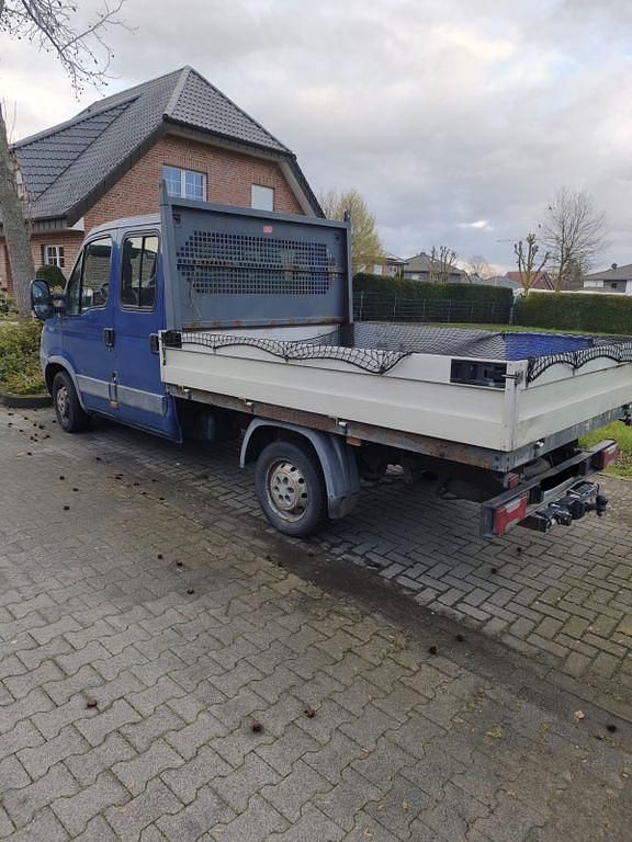 Gebraucht Iveco Daily 136 PS (100 kW) 2008 Blau Limousine