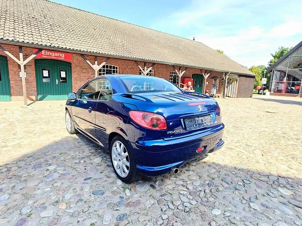 Gebraucht Peugeot 206 CC Platinum 136 PS (100 kW) 2006 Lack blau montebello Cabrio
