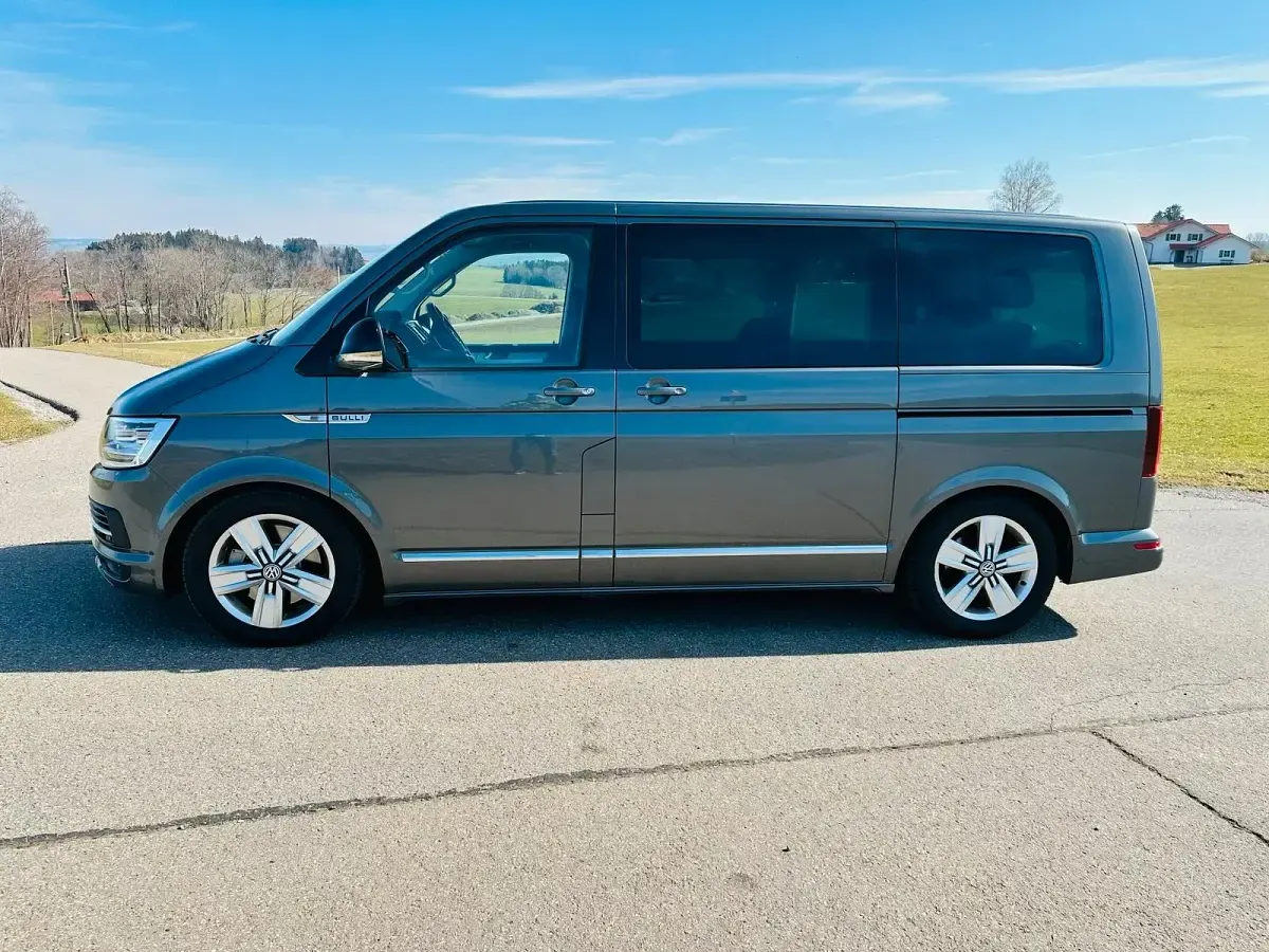 Gebraucht VW T6 Highline 226 PS (166 kW) 2018 Grau Van