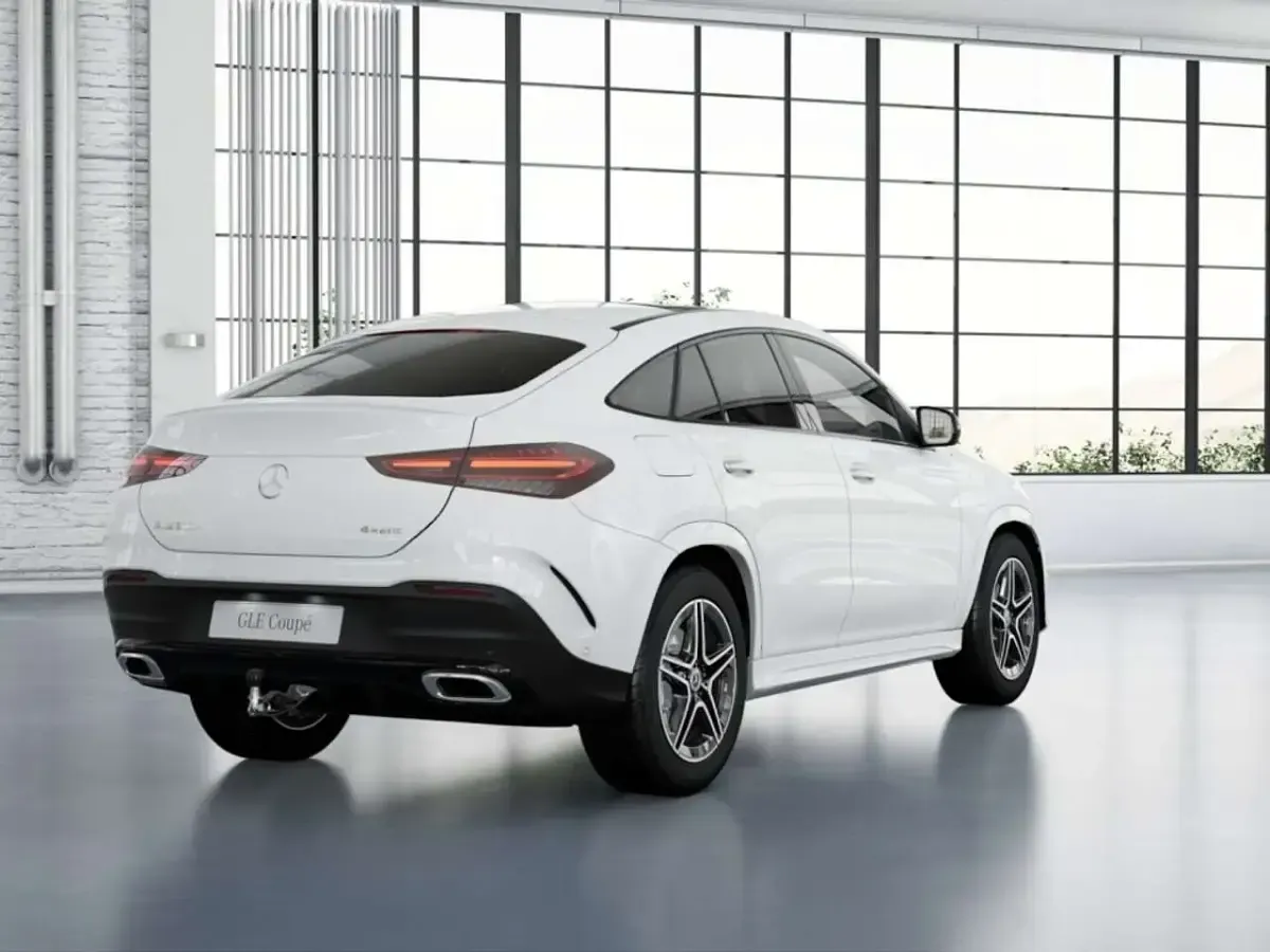 Gebraucht Mercedes GLE300 AMG 269 PS (197 kW) 2025 Weiss unilack polarweiß Coupé