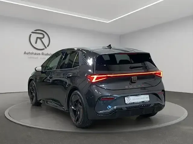 Gebraucht Cupra Born e-Boost 169 kW (231 PS) 2022 Quasargrau Kleinwagen