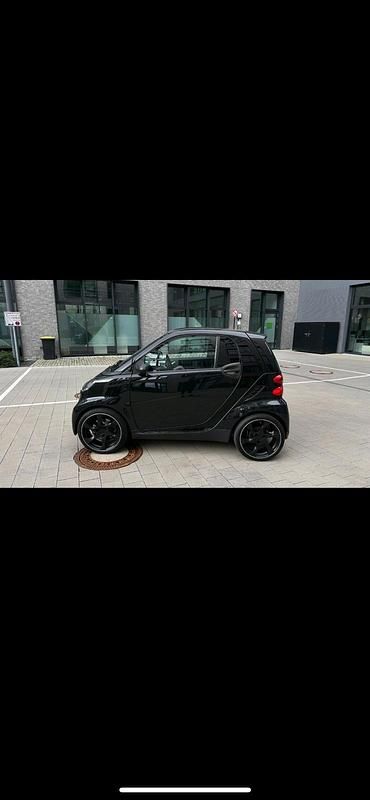 Schwarz Gebraucht 2009 Smart ForTwo Coupé Brabus Coupé | 3.850 € (Fairer Preis) - Bild 1/4