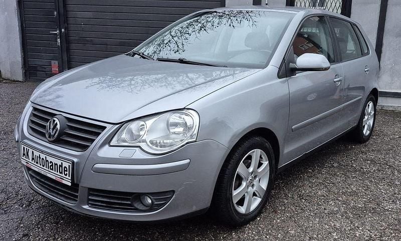 Silber Gebraucht 2006 VW Polo Goal Limousine | 1.990 € (Guter Preis) - Bild 1/4