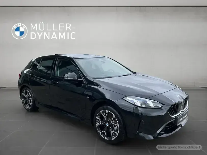 Gebraucht BMW 120 M Sport 163 PS (119 kW) 2025 Saphirschwarz Kleinwagen