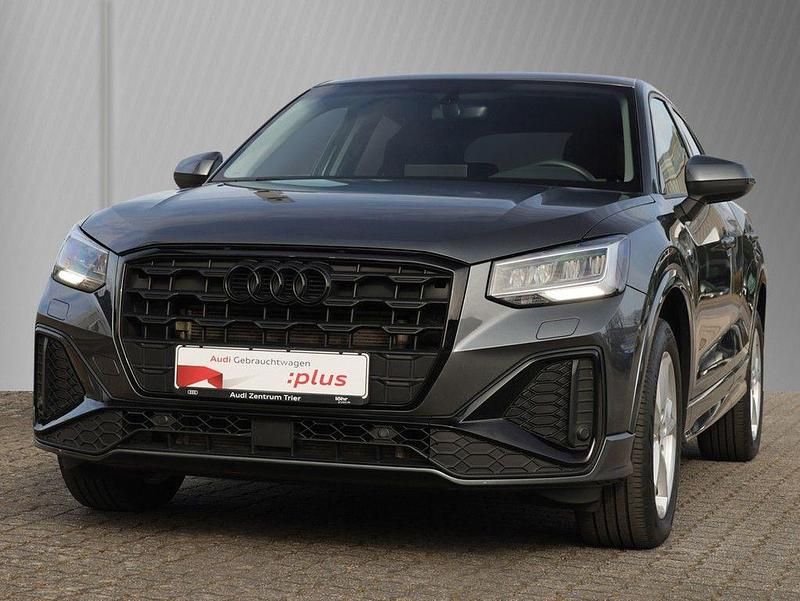 Gebraucht Audi Q2 S-Line 150 PS (110 kW) 2023 Grau SUV